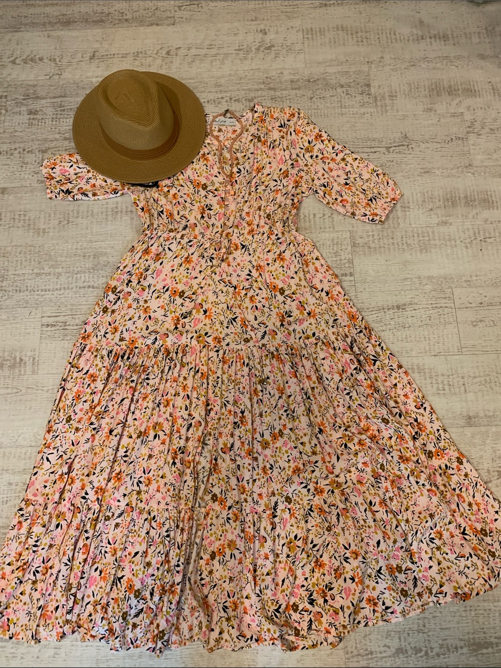 Petal and Pup Kelda dress *LIKE NEW* size Small adorable and feminine! - Picture 2 of 7